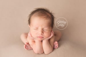 Image of Deposit - Los Angeles Newborn Session ($4999)