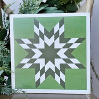 Image 1 of GREEN NANTUCKET - Christmas - 11" Wood Barn Quilt