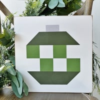 Image 1 of Green Ornament - Christmas Barn Quilts