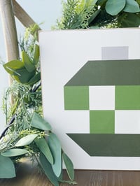 Image 3 of Green Ornament - Christmas Barn Quilts