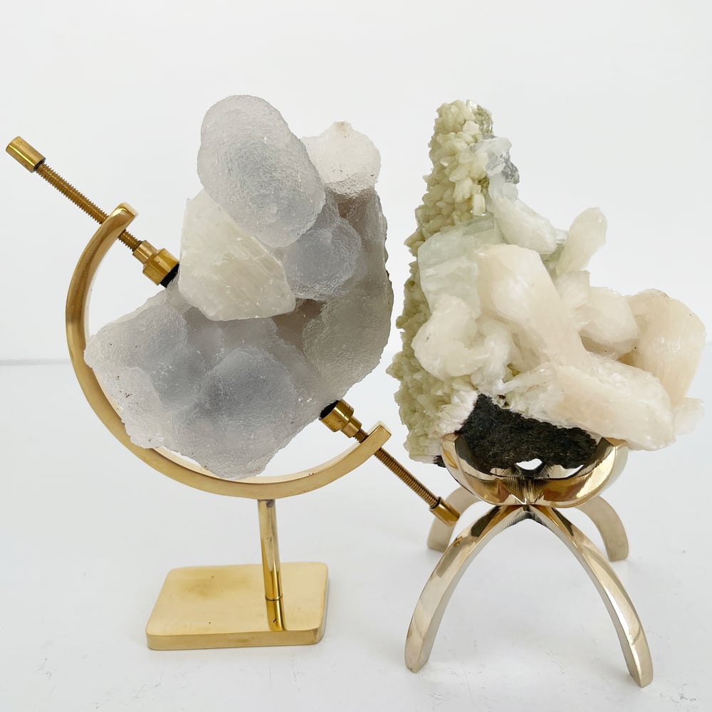 Image of Chalcedony/Calcite no.67 + Brass Arc Stand