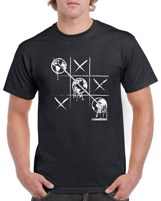Image of T-Shirt Noir Unswabbed TIC TAC TOE - Modèles Homme ou Femme