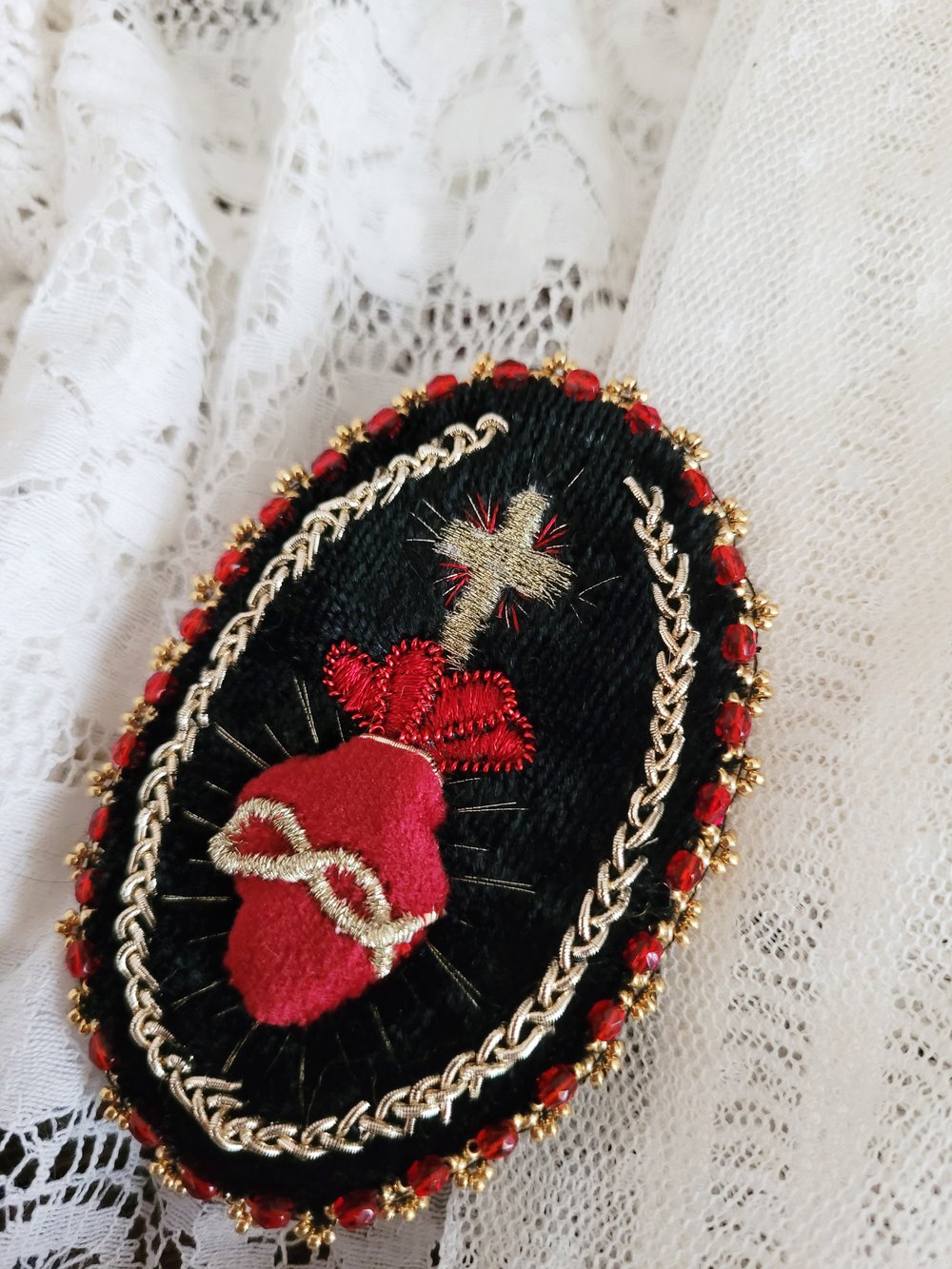 Image of Broche EX VOTO " Hold on my heart " 