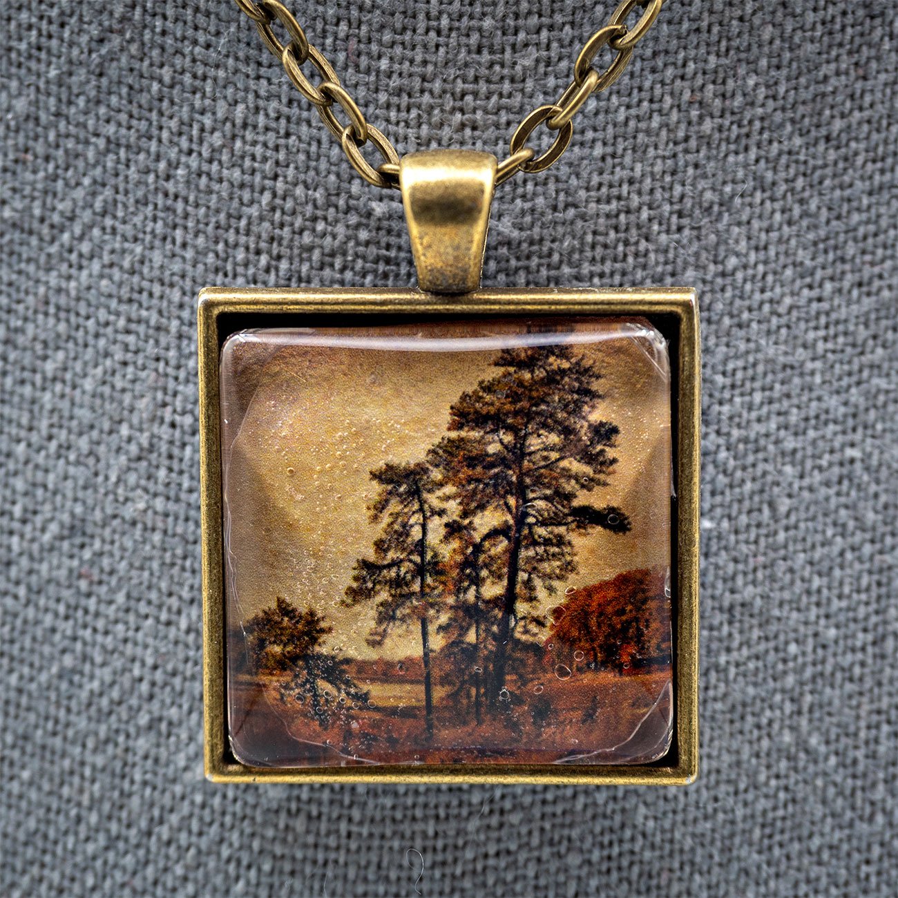 Autumn, Cash Lake pendant