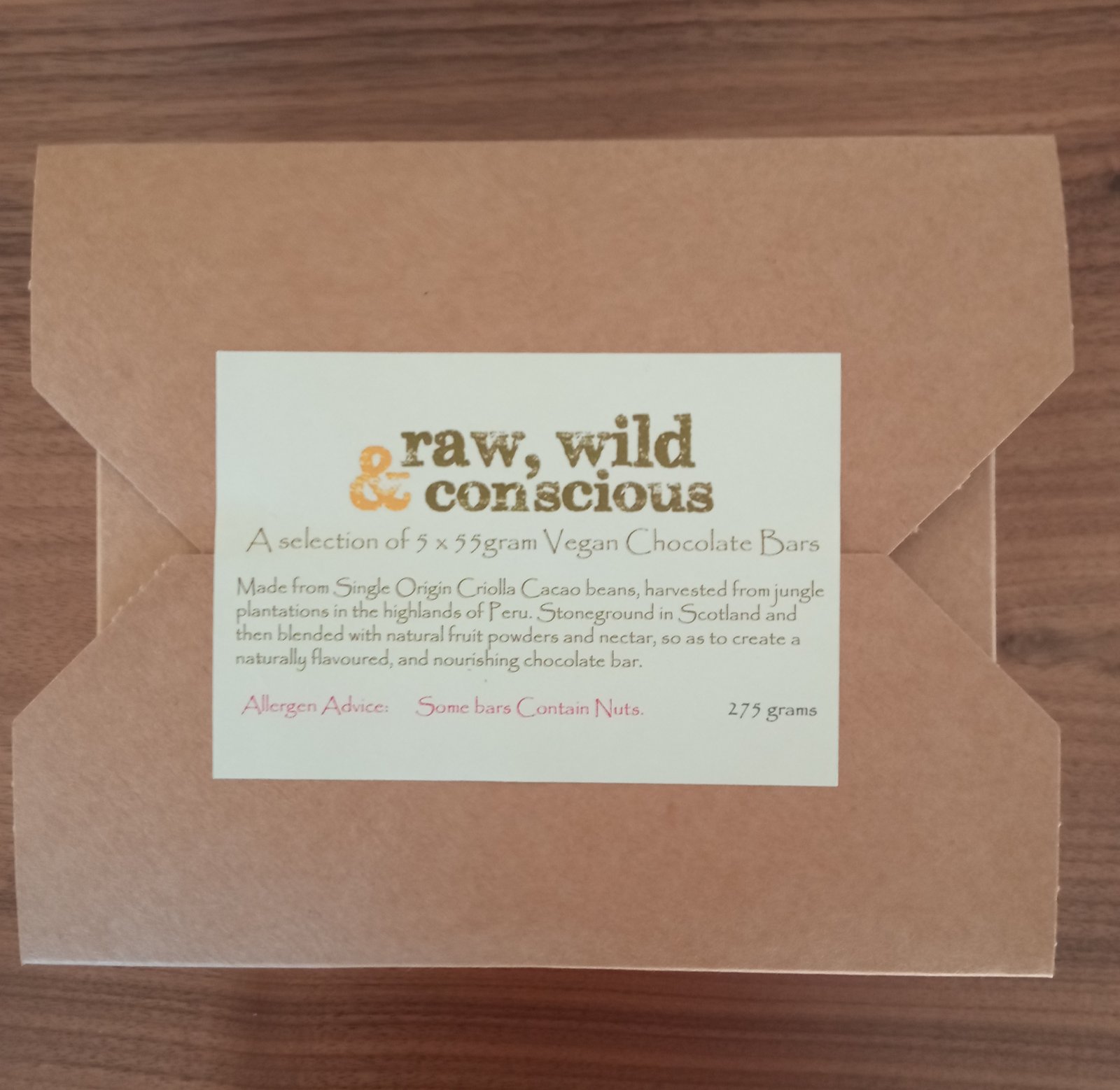 Organic Vegan Chocolate Bar Gift Box.... 5 x 55 gram bars.... Click For  More Details