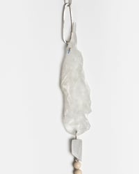 Image 5 of COLLANA LUNGA CON ELEMENTI IN RESINA - LENUVOLE
