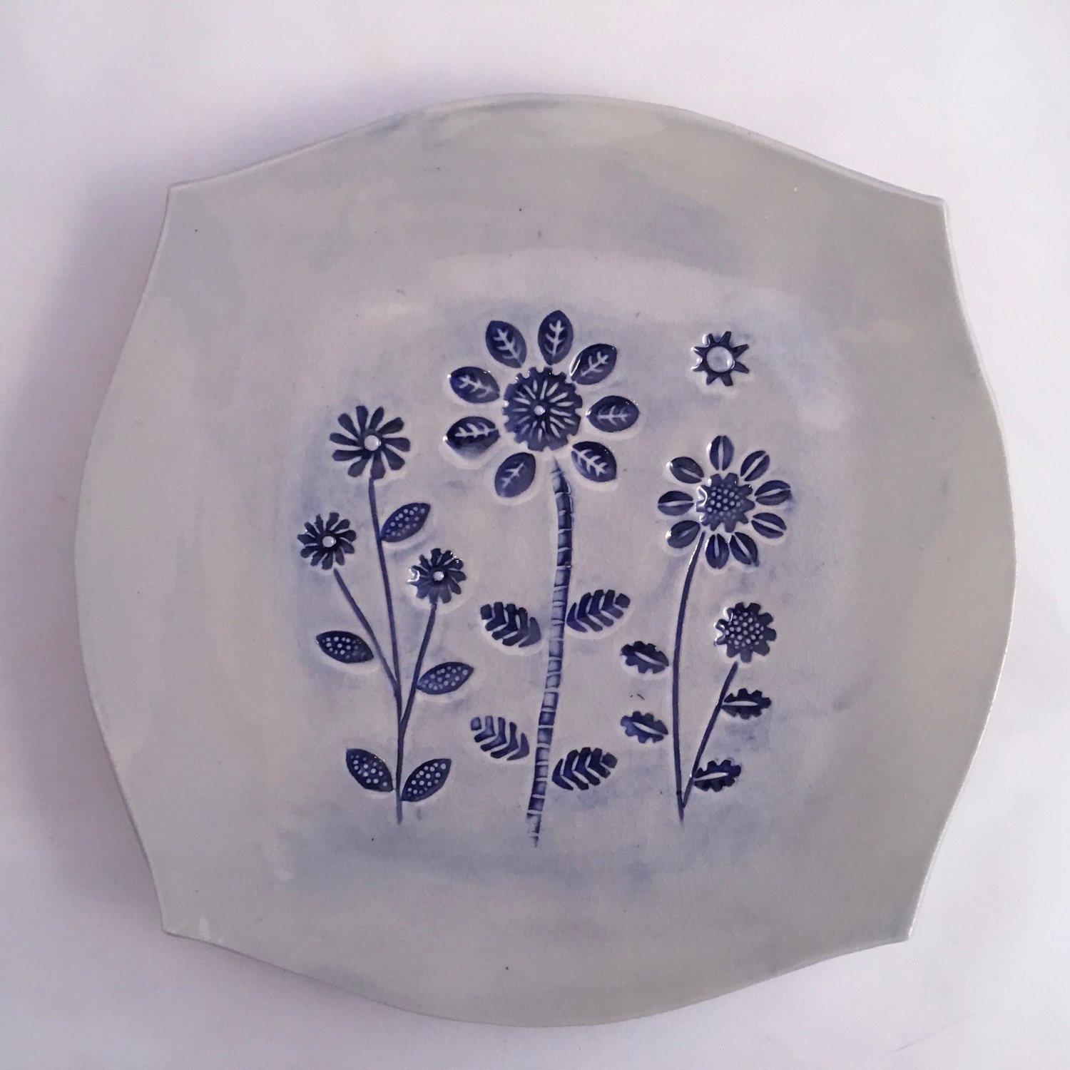Image of Blue and White Garden plate