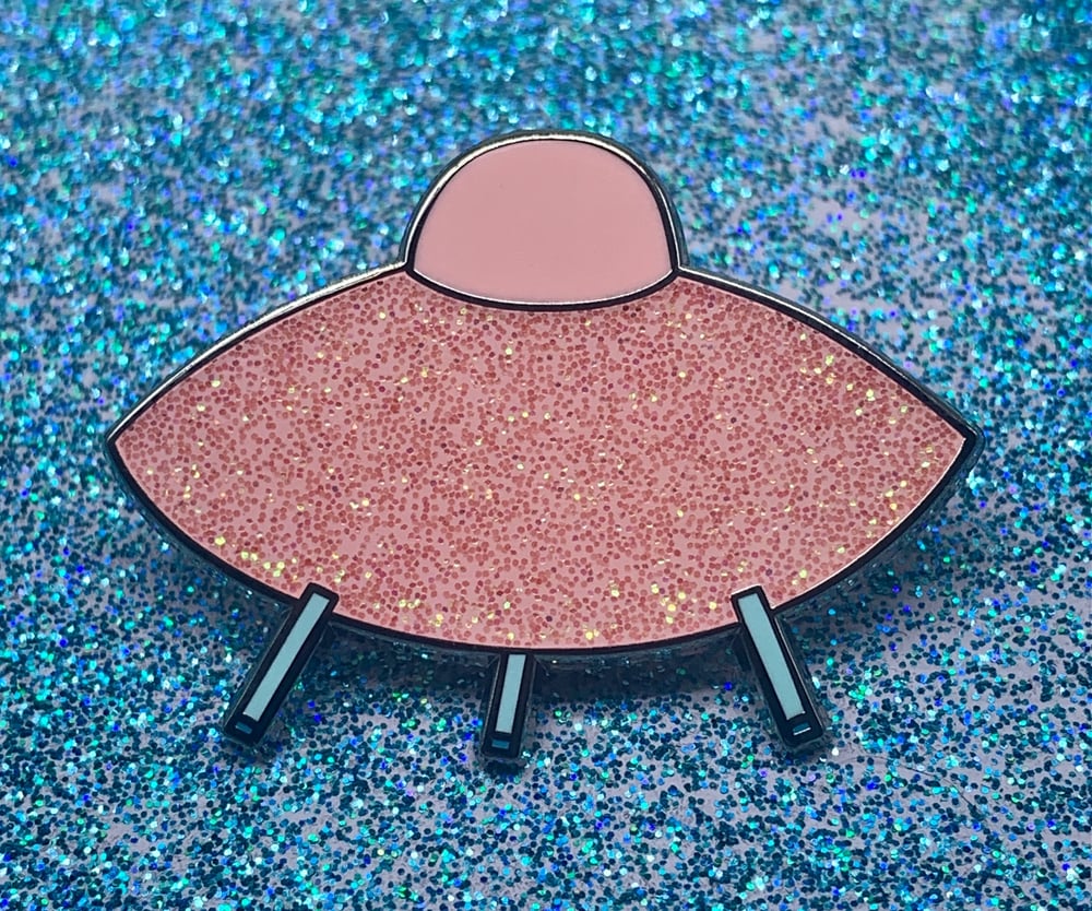 Image of (Esther Pearl Watson) Glitter Saucer Pin (Pink)