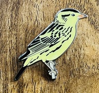Image 2 of Bobolink - No.172 - UK Birding Pins