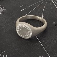Image 1 of Trama Signet