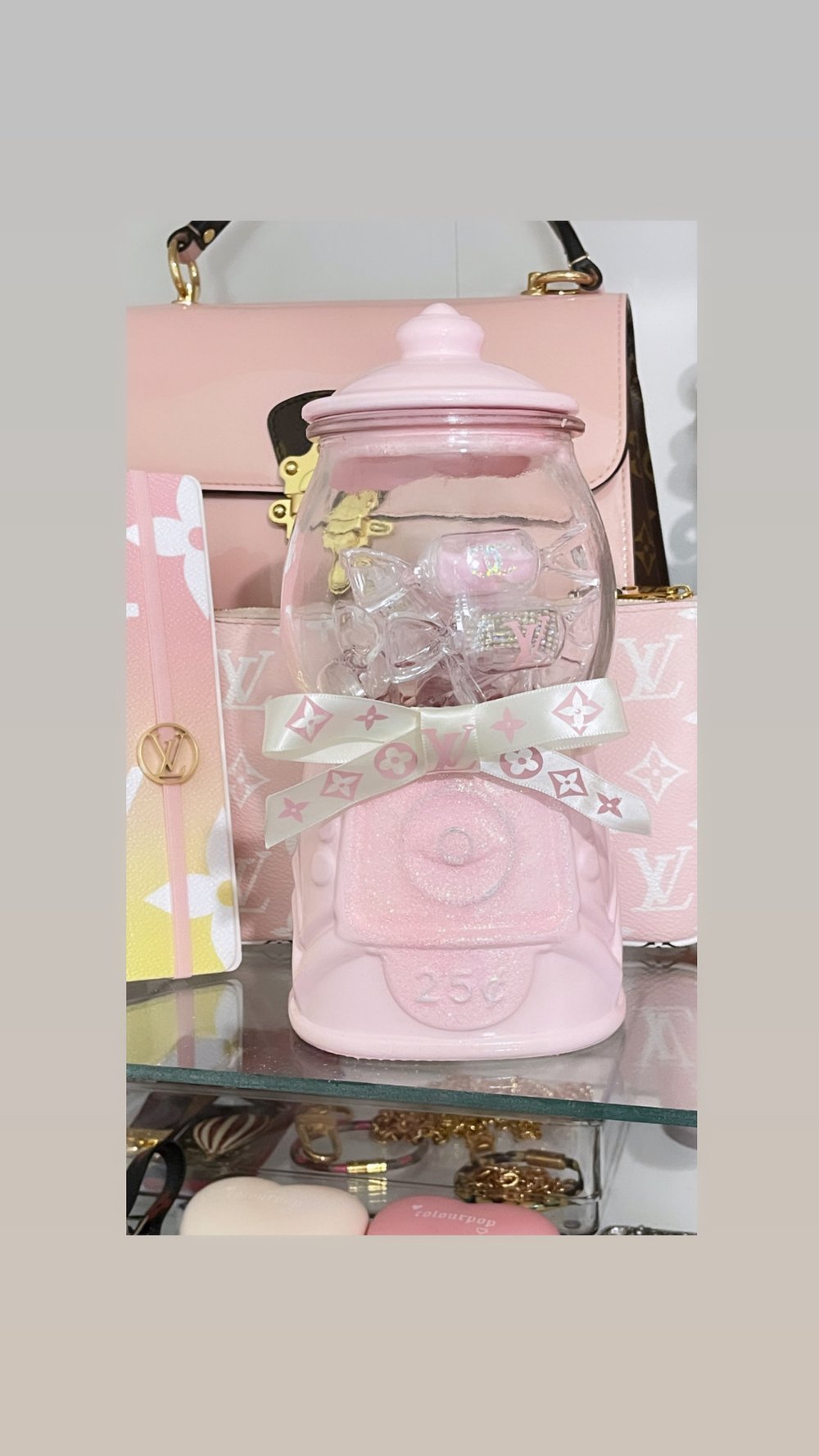 Image of Bubble gum canisters 