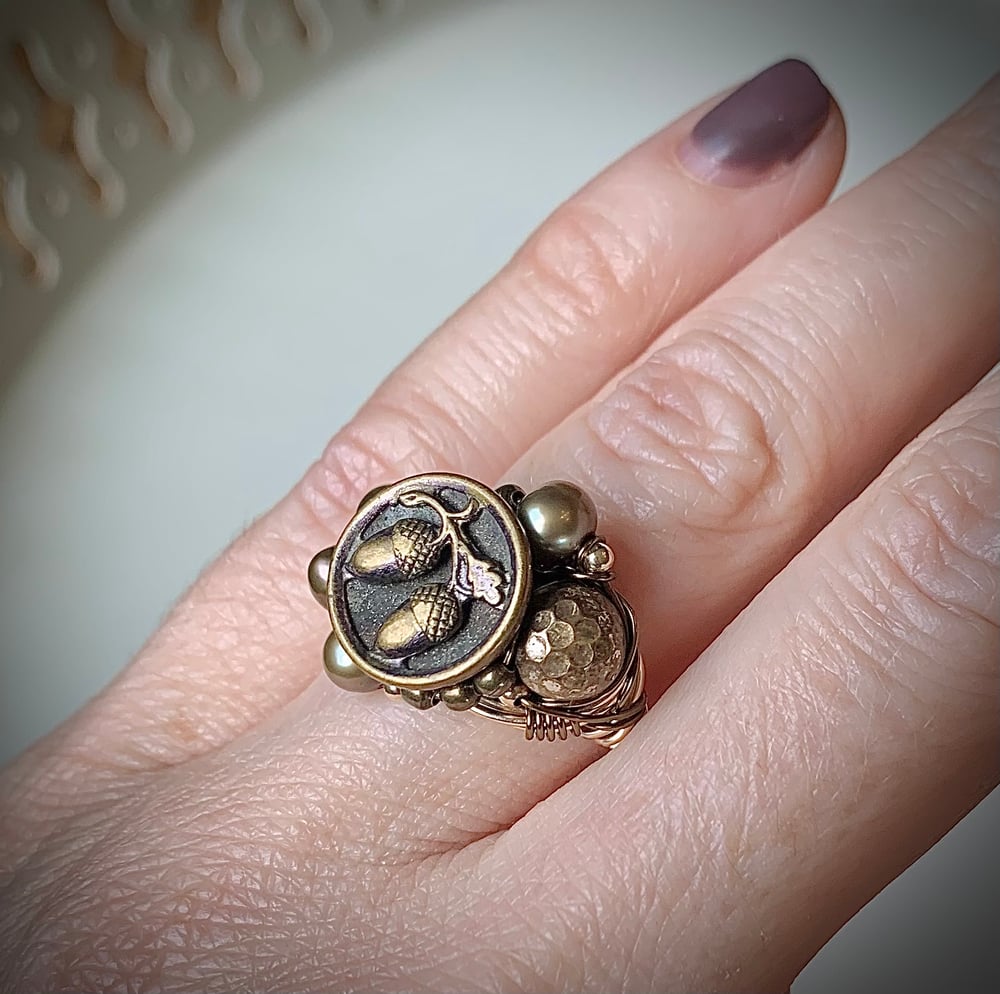 Image of "Acorn" Bouquet Ring