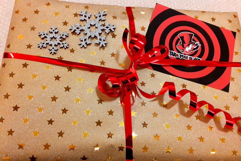 +Gift wrapping and Persona 5 Calling card