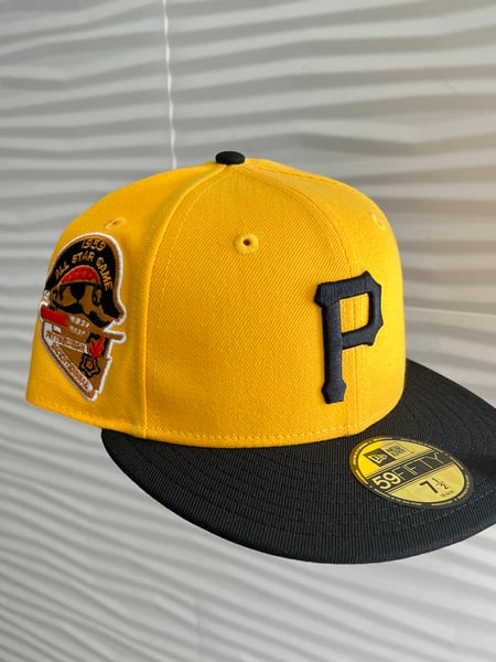 Image of Two Tone Pirates Fitted Hats