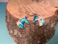 Horse head hoops 