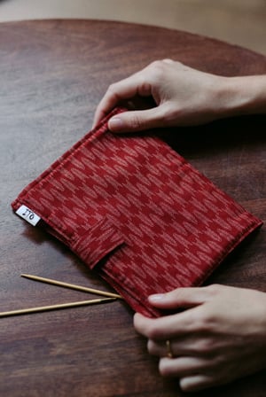 Image of Estuche porta agujas de ITO