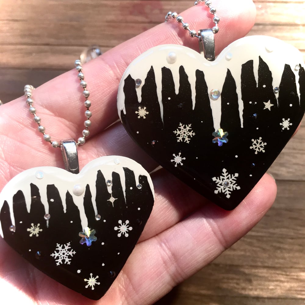 Icicle and Snowflake Black Heart Resin Pendant