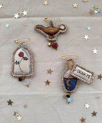 Image 3 of Spilla 'Esprimi un desiderio!'