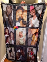Image 3 of 9 Panel Blankets