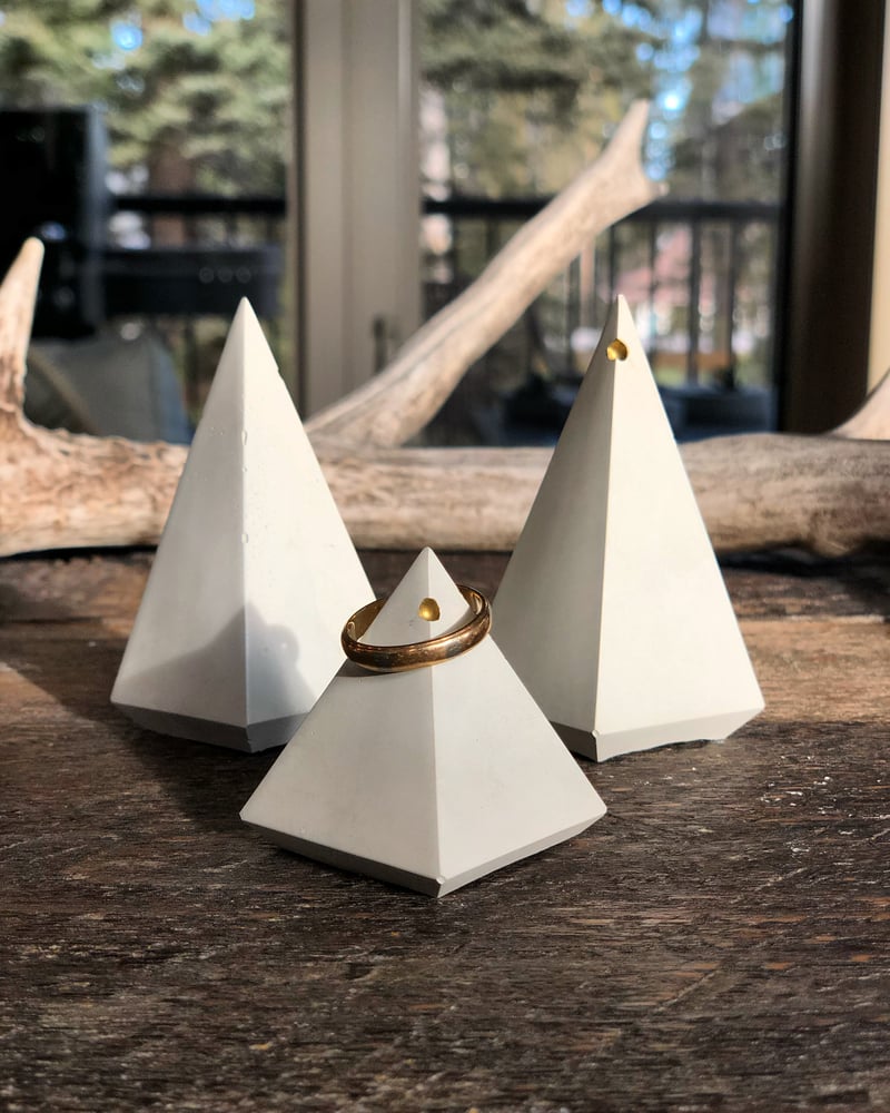 Image of Ring Holder