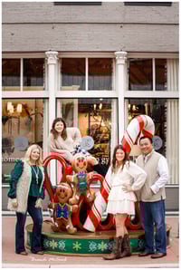 Image 4 of 2025 LIMITED FAMILY HOLIDAY SESSIONS $225+ tax (non refundable retainer)