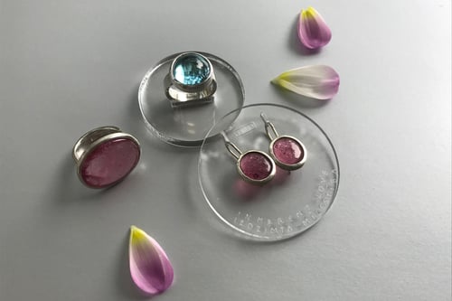 Image of ''Height of the sky'' silver ring with blue topaz · ARX ·