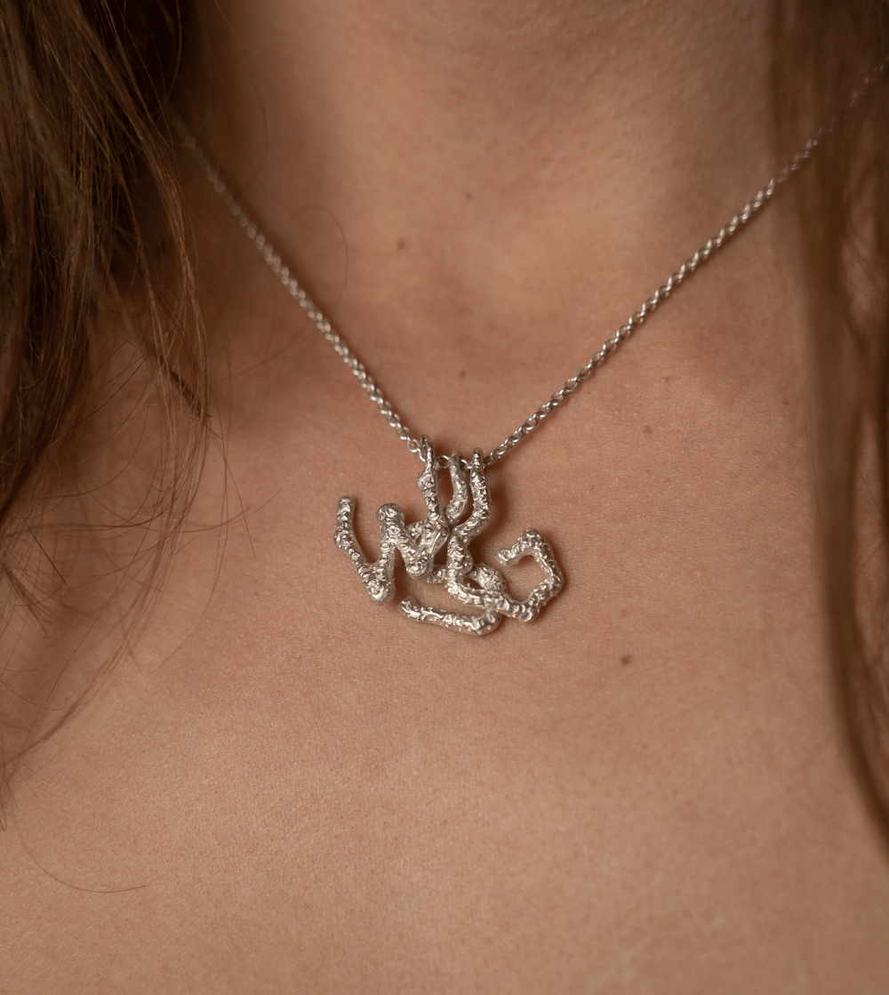 Image of WSG CORAL NECKLACE 