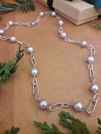 Image 3 of Twisted Sterling Chain with Gray Pearls 4IP