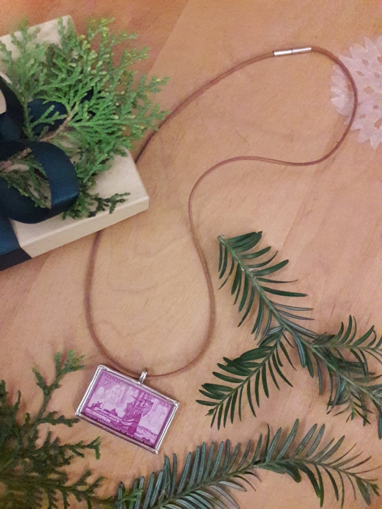 Image of Vintage New York Postage Stamp Necklace 4VL