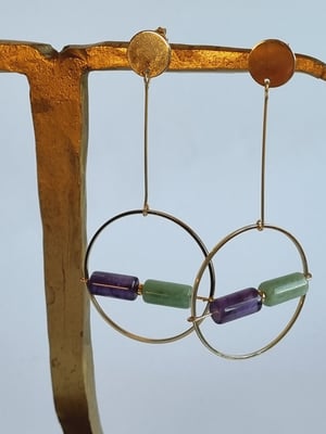 Image of Lillian. Pendientes largos con semipreciosas.