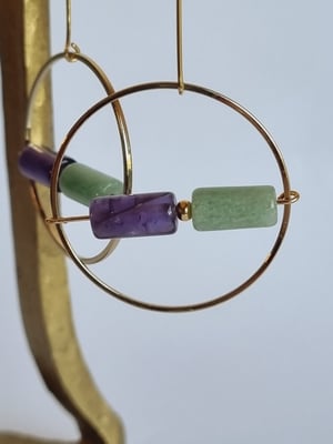 Image of Lillian. Pendientes largos con semipreciosas.