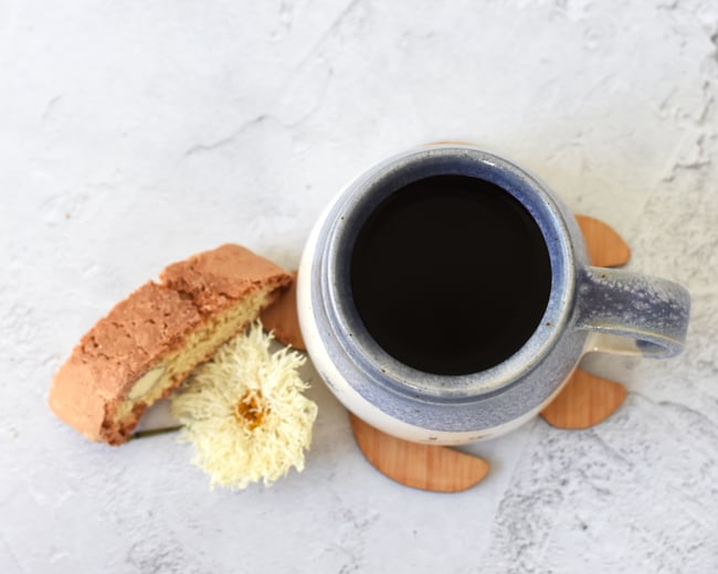 MINI MUG - white racer bunny