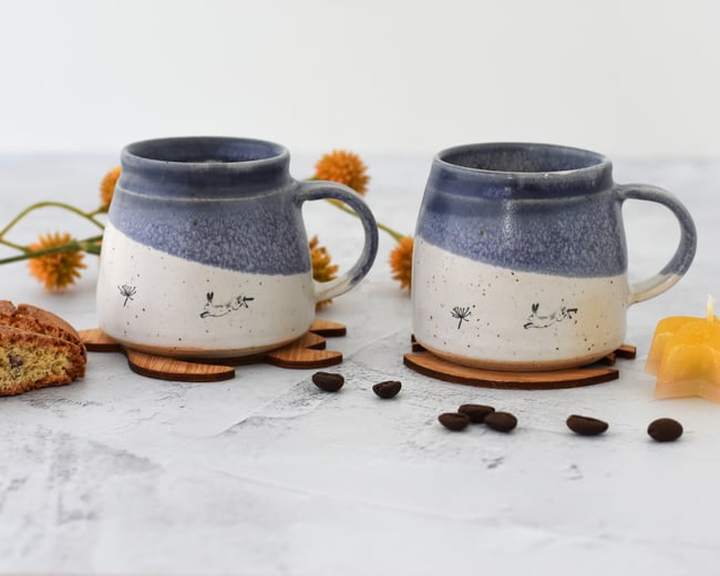 MINI MUG - white racer bunny