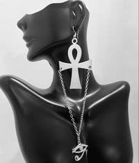 Protected in Perpetuity Earrings (925 Sterling Silver)