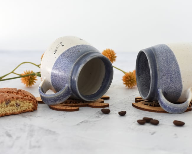 MINI MUG - white racer bunny