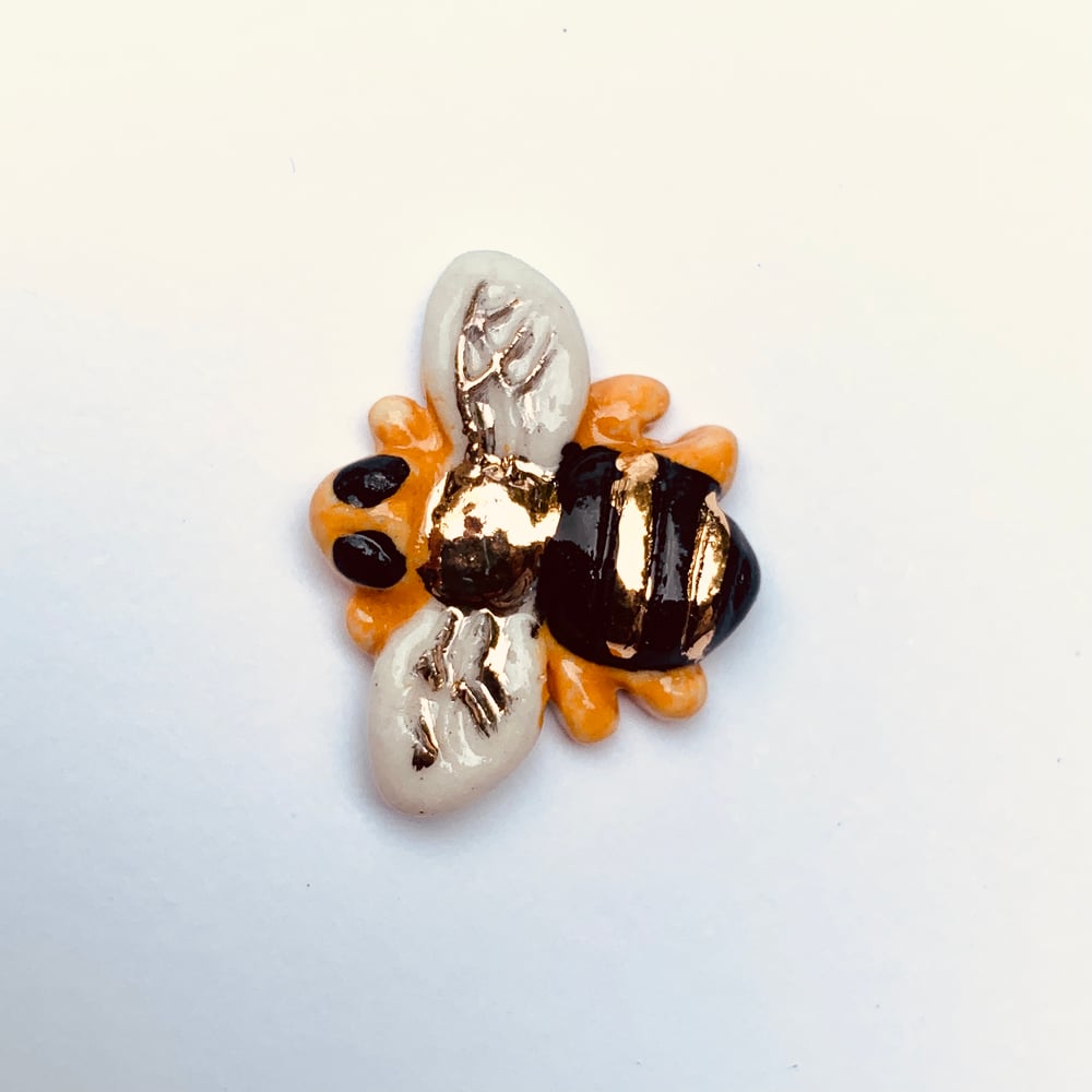 Image of Bee Brooch