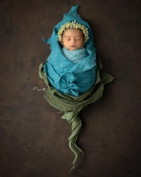 Image 4 of Round Curly Blanket & Set, Dark Teal 