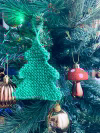 Green Christmas Tree (Set of 4) 