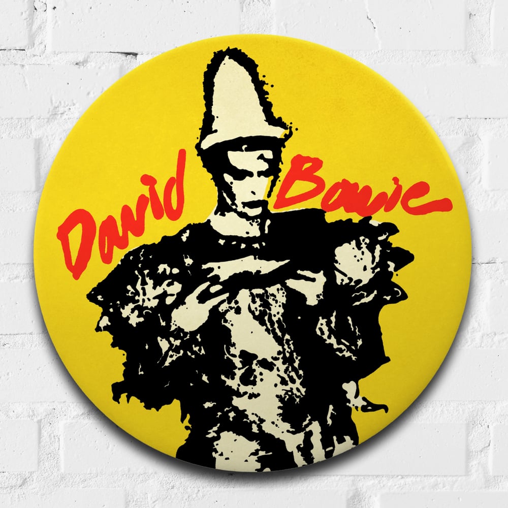 David Bowie, Ashes to Ashes GIANT 3D Vintage Pin Badge