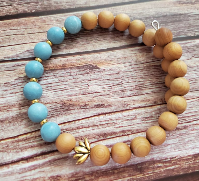 Blue Agate Lotus Bracelet Image 3