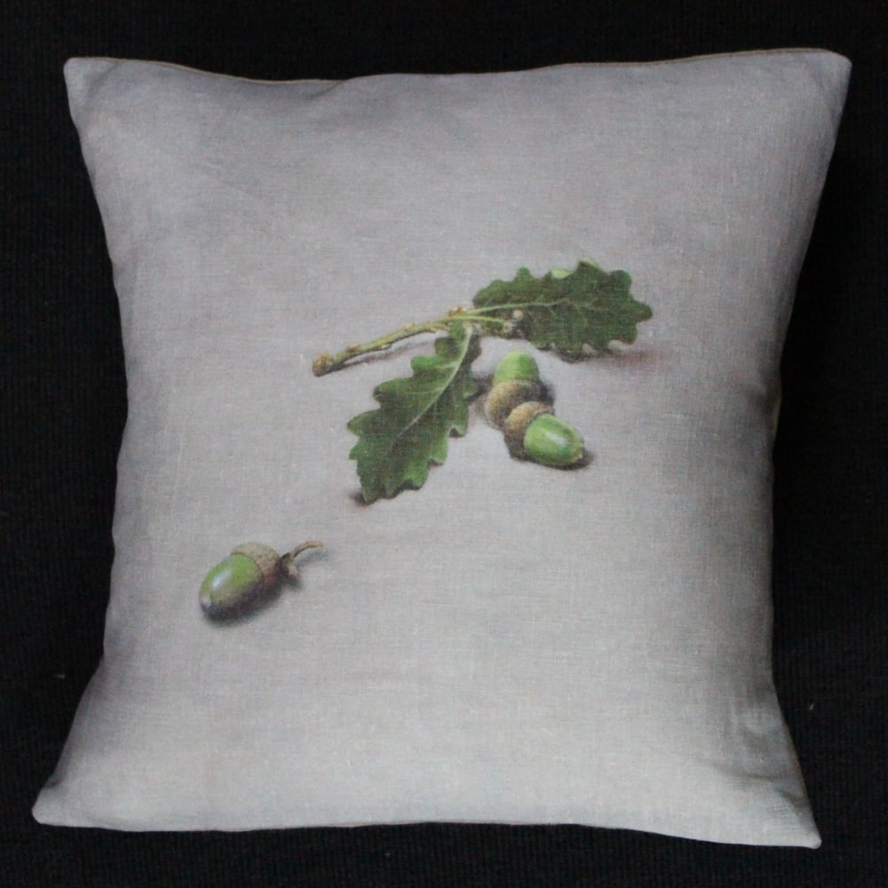 Image of Linen Acorns Cushion