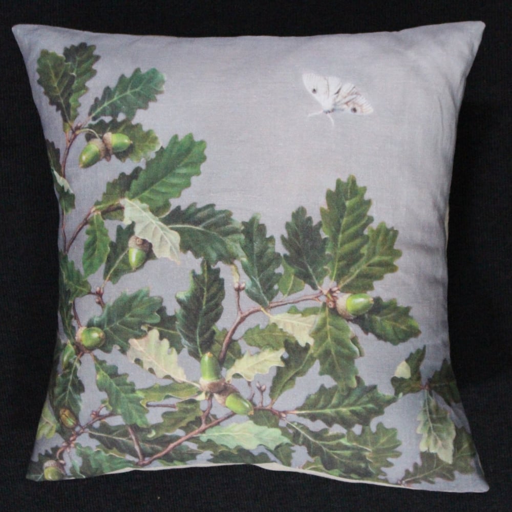 Image of Linen Oak Leaves Cushion