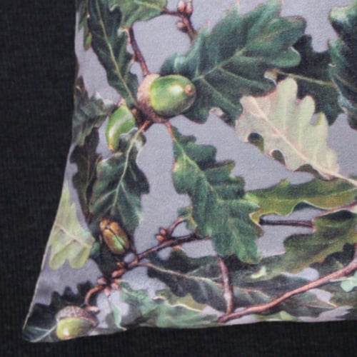Image of Velvet Oak Leaves Cushion
