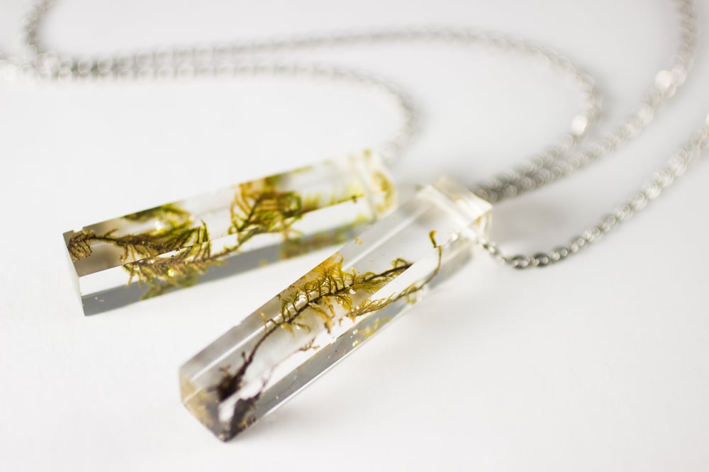 Image of Long Rectangular Moss Specimen Necklace