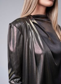 Image 4 of AURUM
