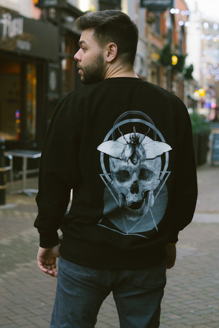 Image of Skull Sweatshirt