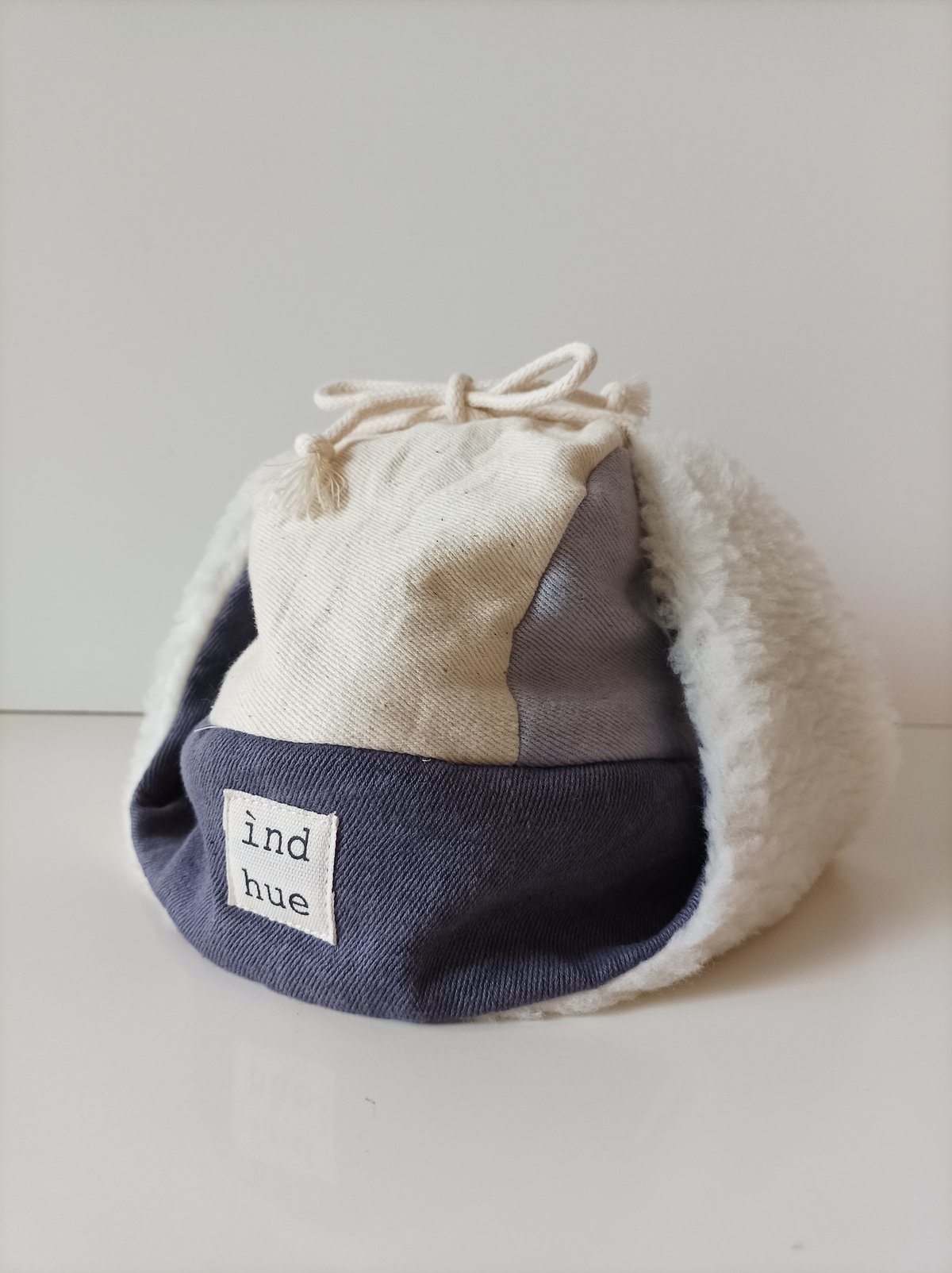 Image of "UNO PER TIPO"_ NATURALLY DYED HAT n 01