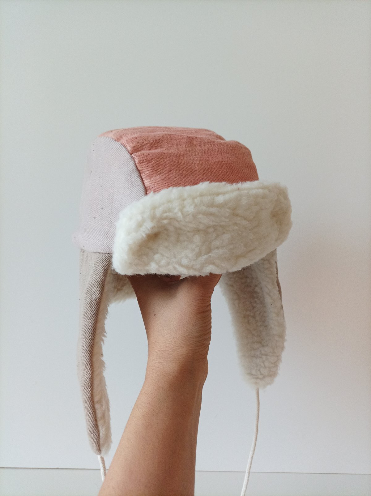 Image of "UNO PER TIPO"_ NATURALLY DYED HAT n 02