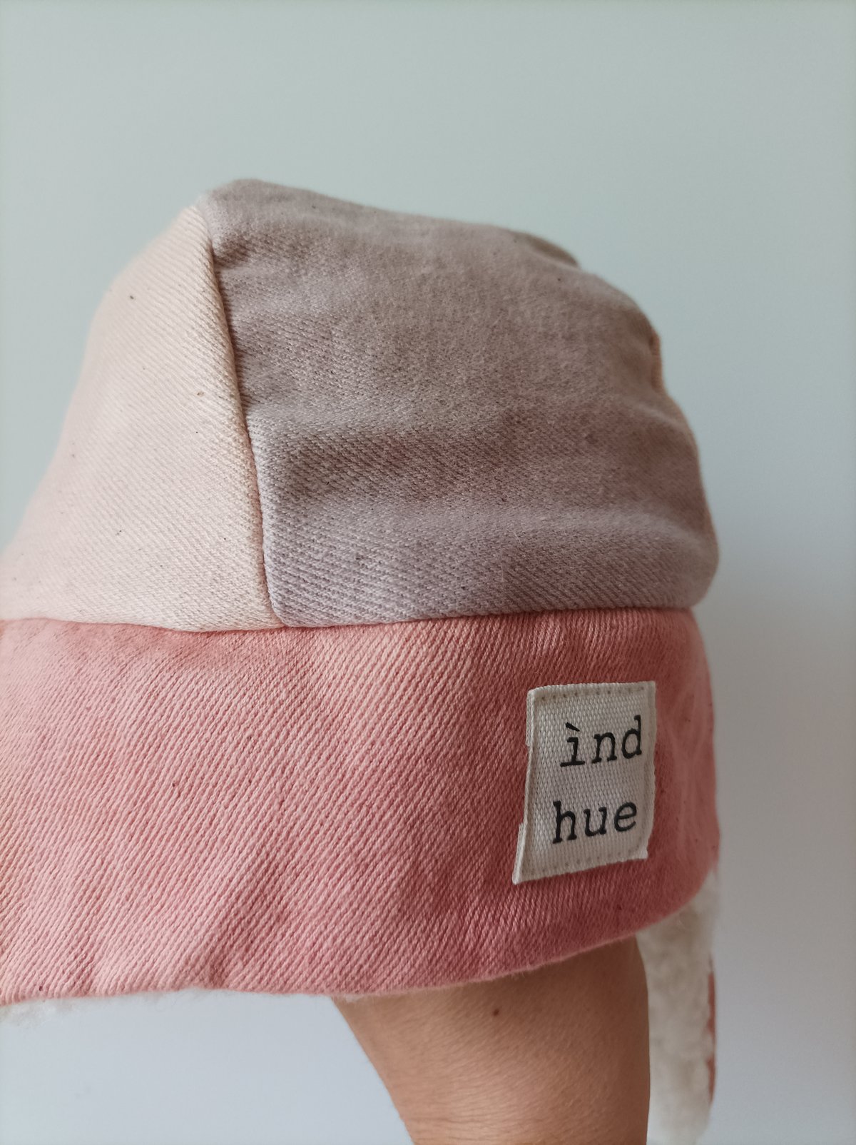 Image of "UNO PER TIPO"_ NATURALLY DYED HAT n 04