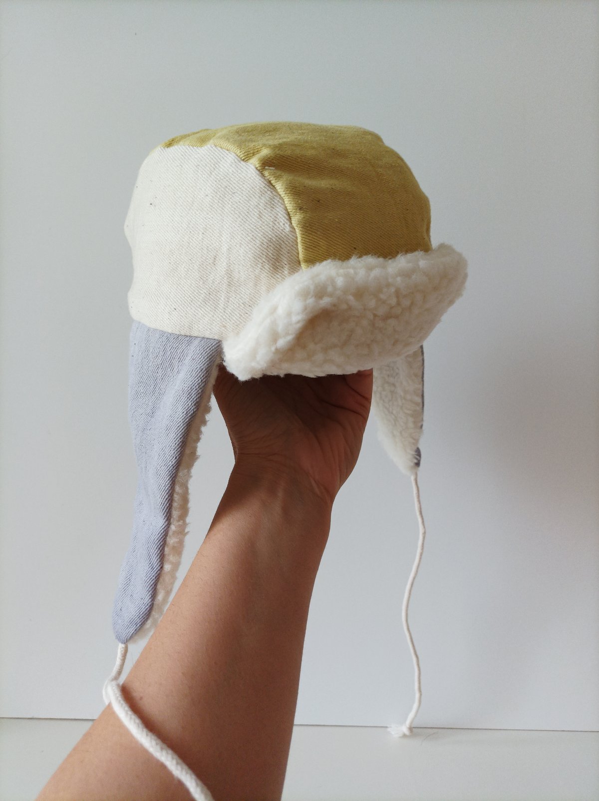 Image of "UNO PER TIPO"_ NATURALLY DYED HAT n 05